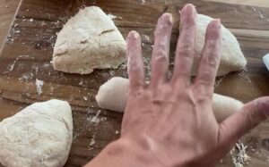 roll bagel dough