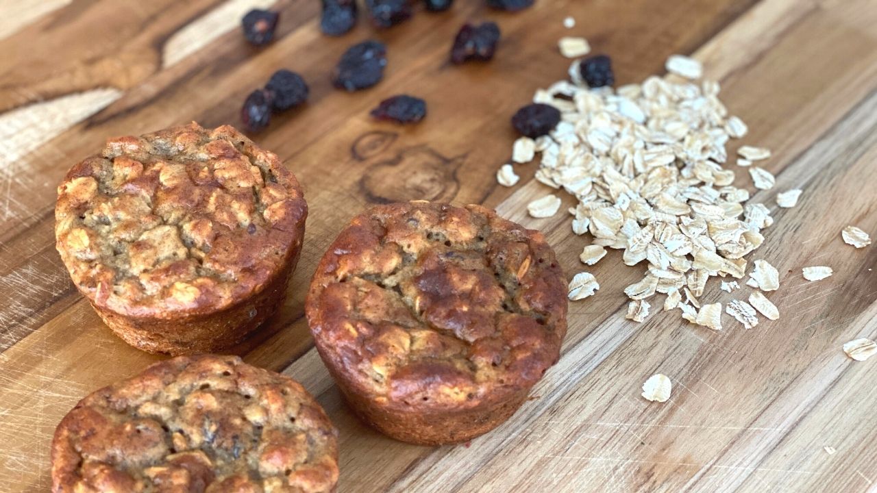 Banana Oat Muffins with Cranberries – No Sugar