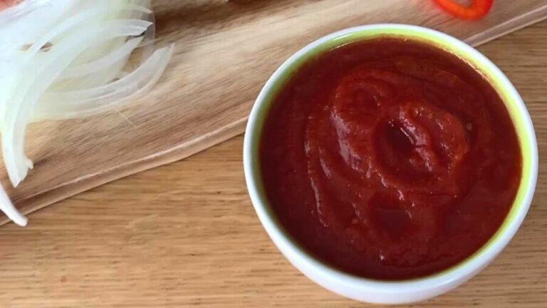 pizza tomato sauce