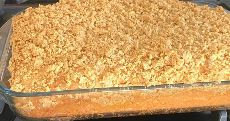 Polish Yeast Cake with Crumble Topping