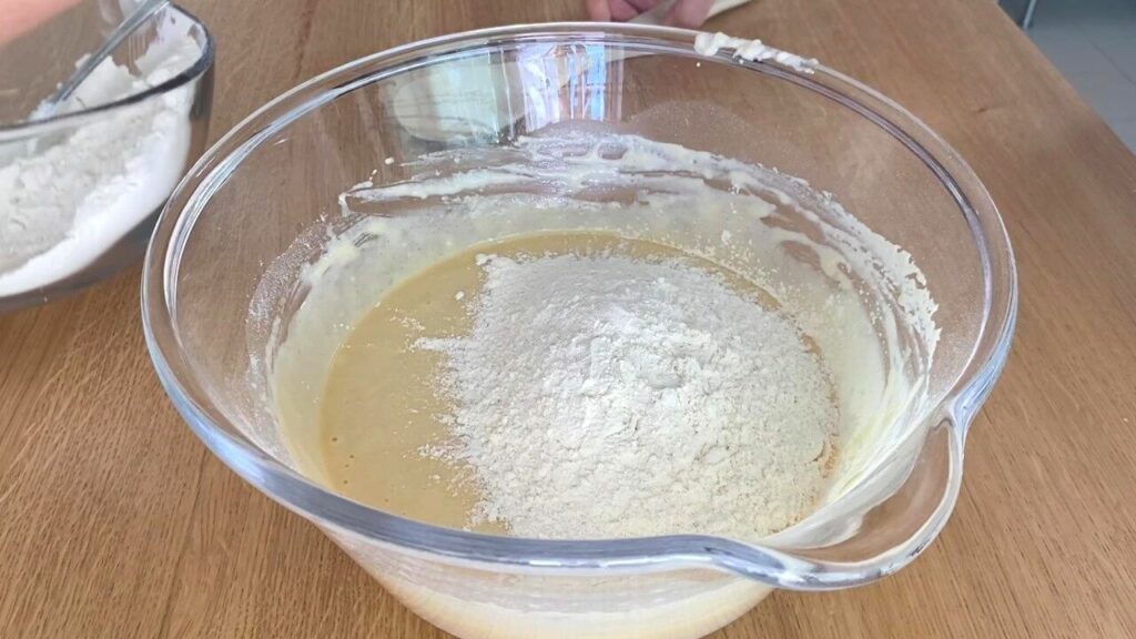 polish yeast cake - add flour