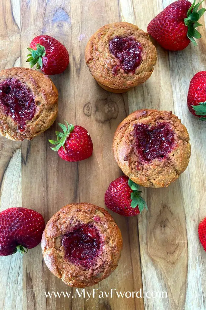 strawberry oat muffins
