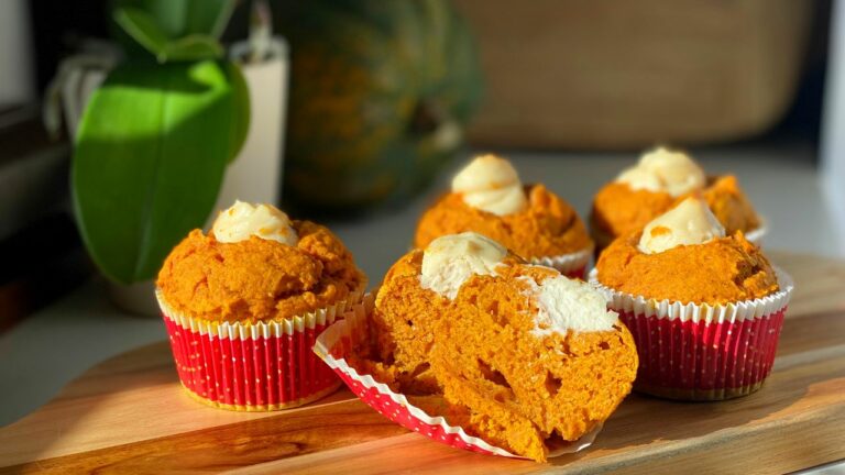 pumpkin cheese muffins