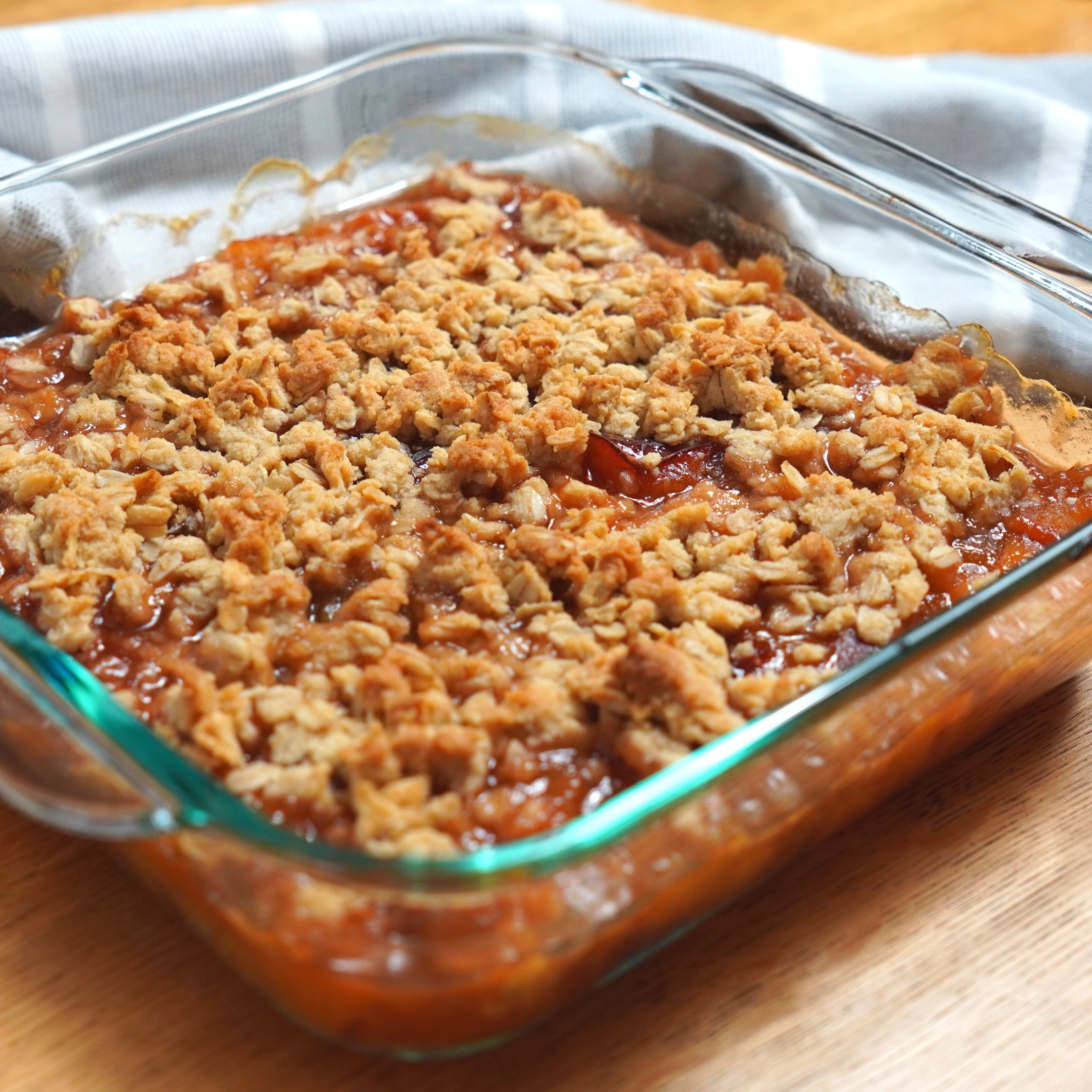 plum crisp with oats