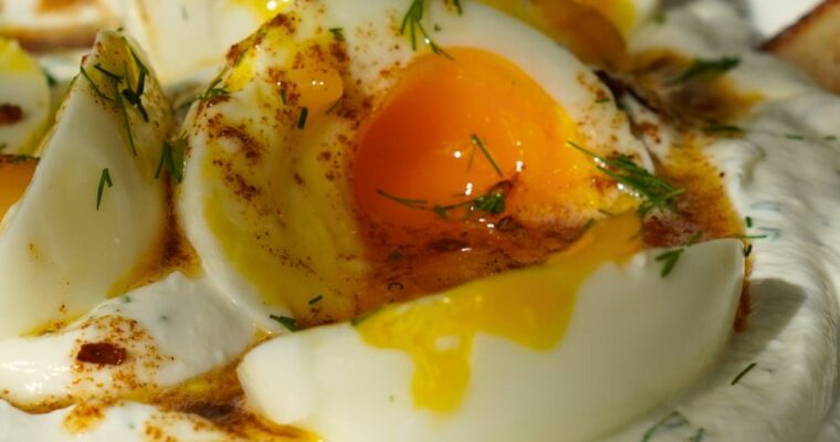 high protein breakfast - turkish eggs