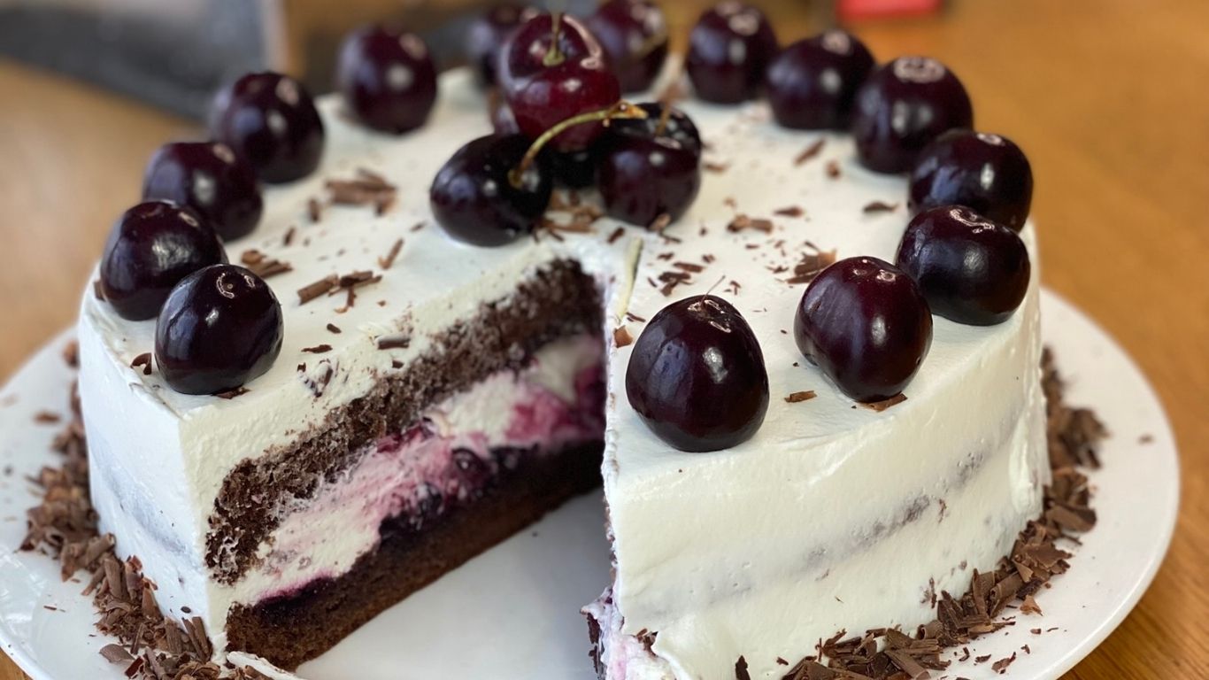 Healthy Black Forest Cake (Lower Calorie, Lower Sugar & Absolutely Delicious)
